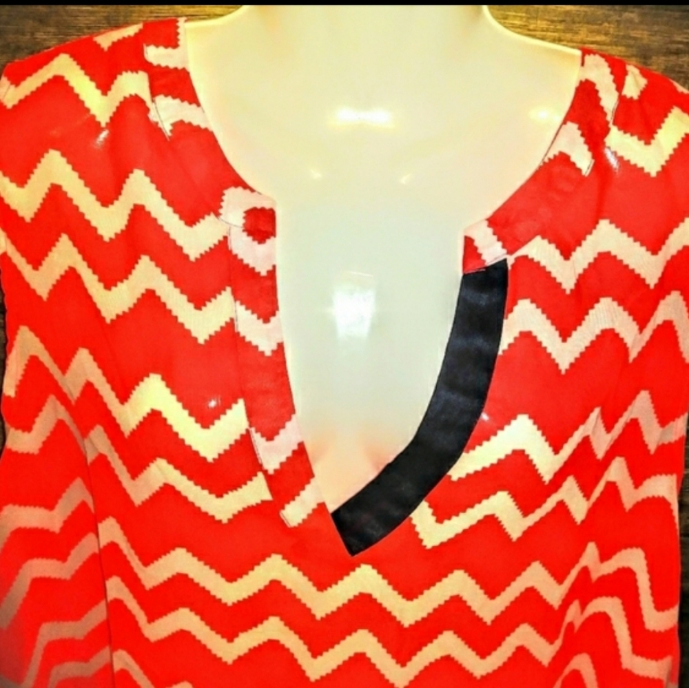 Live For Truth Top Size 2X High Low Shark Bite - Picture 8 of 13
